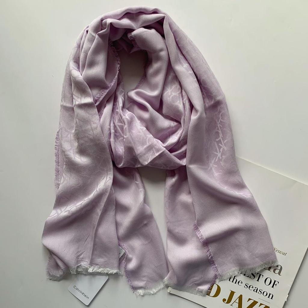 Elegant Floral Jacquard Woven Scarf Shawl for Europe and America
