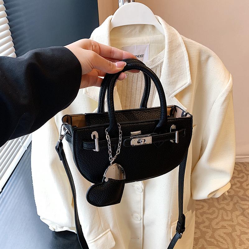 New Women's Bag Fashionable and Versatile Platinum Bag Solid Color Portable Shoulder Oblique Span Bag