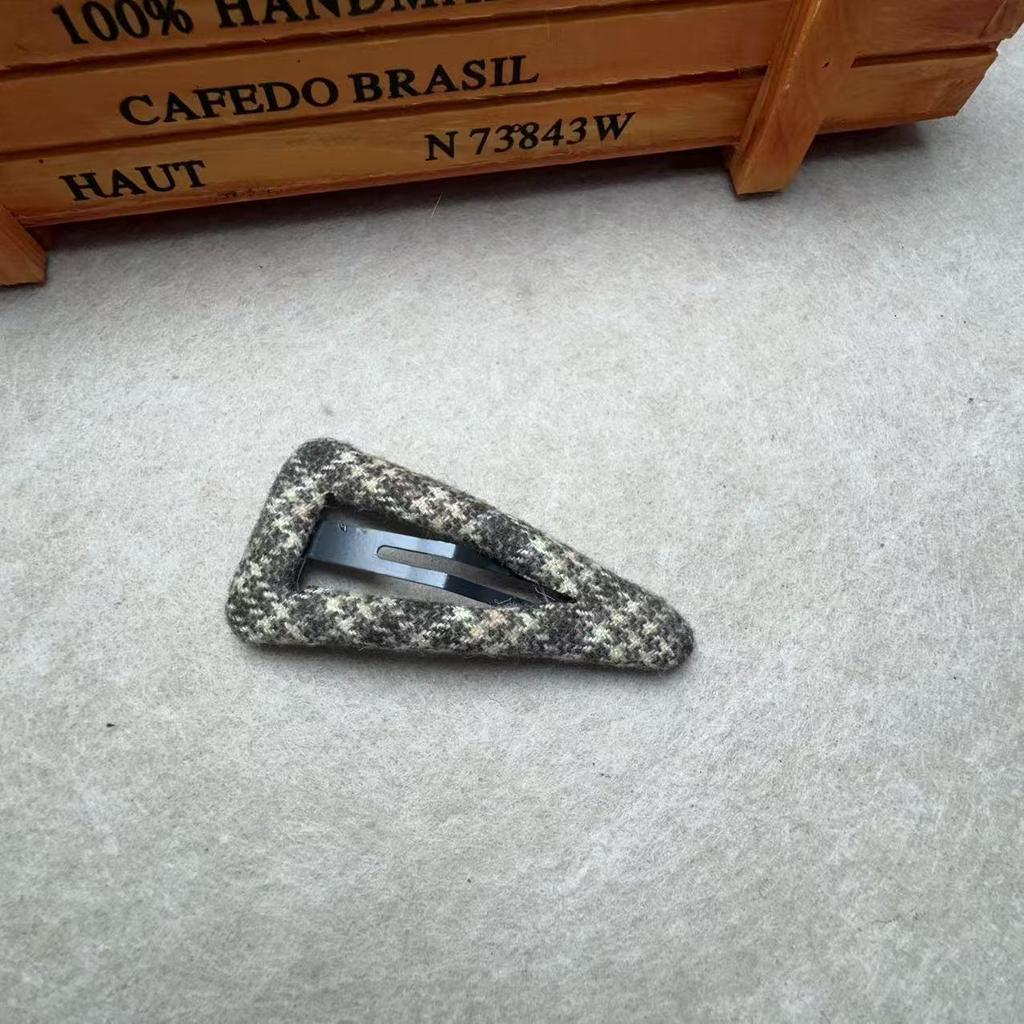 Elegant Coffee Plaid Hair Clip for Early Autumn – Korean Style BB Bangs Clip