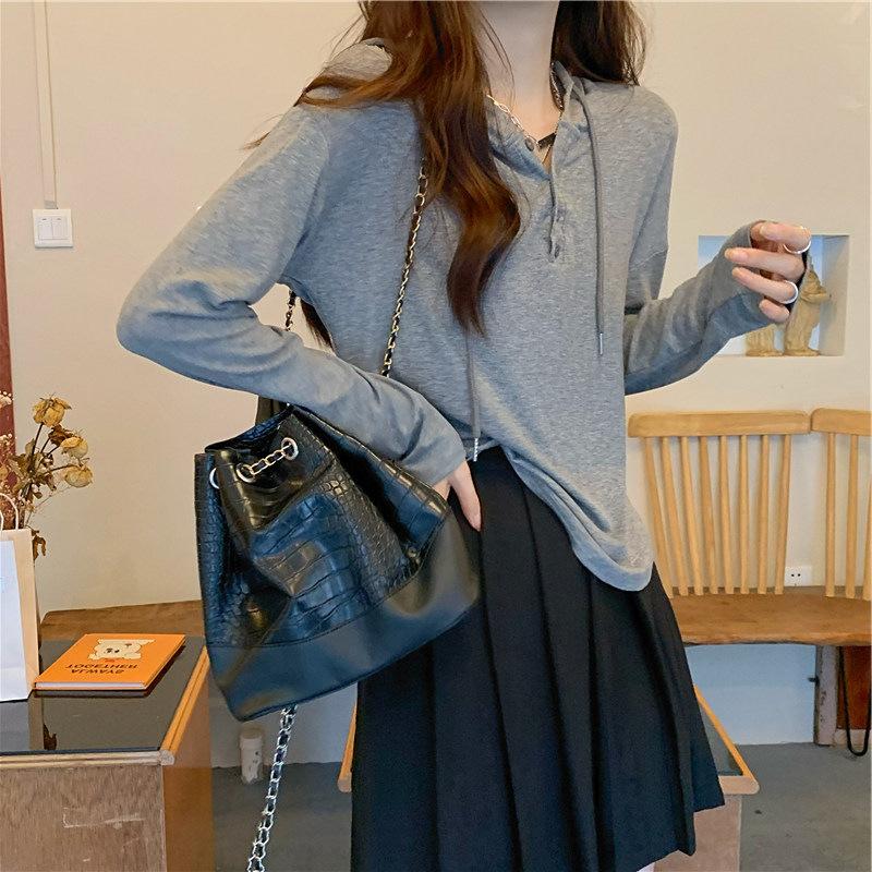 Women's Hooded Long Sleeve Top Loose Fit Commuter Style Button Detail Sweatshirt Casual Basic Tee