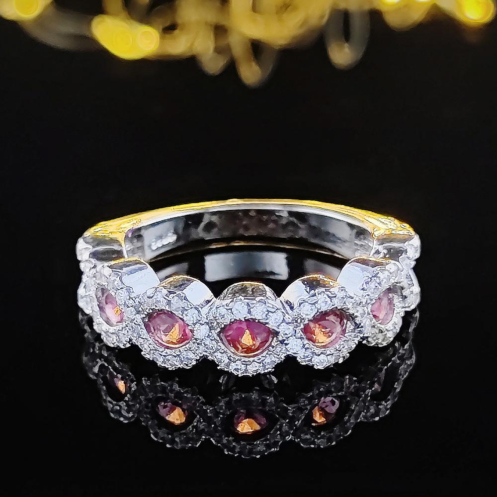 Luxuriöser europäischer & amerikanischer Zirkon Smaragd & Rubin Ring R5025 mit Diamant-Mikro-Inlays