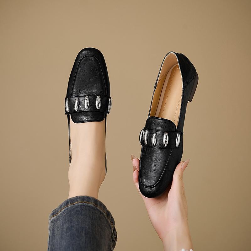 

Новые повседневные туфли на низком каблуке, комбинезоны, кожаные туфли на все сезоны, маленькие кожаные туфли на одной педали, квадратный каблук, круглый носок, черная резиновая мягкая подошва 39 чёрный