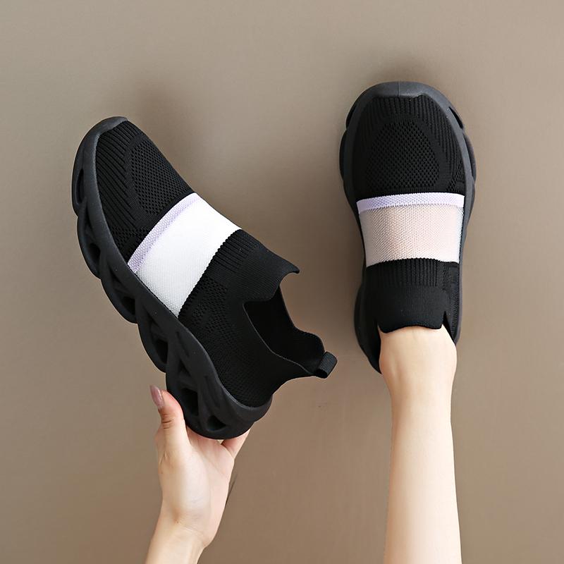 Women's Slip On Sneaker Casual Walking Shoes Breathable Mesh Flat Bottomed Soft Sole Shoes House Sandals With Support Boots