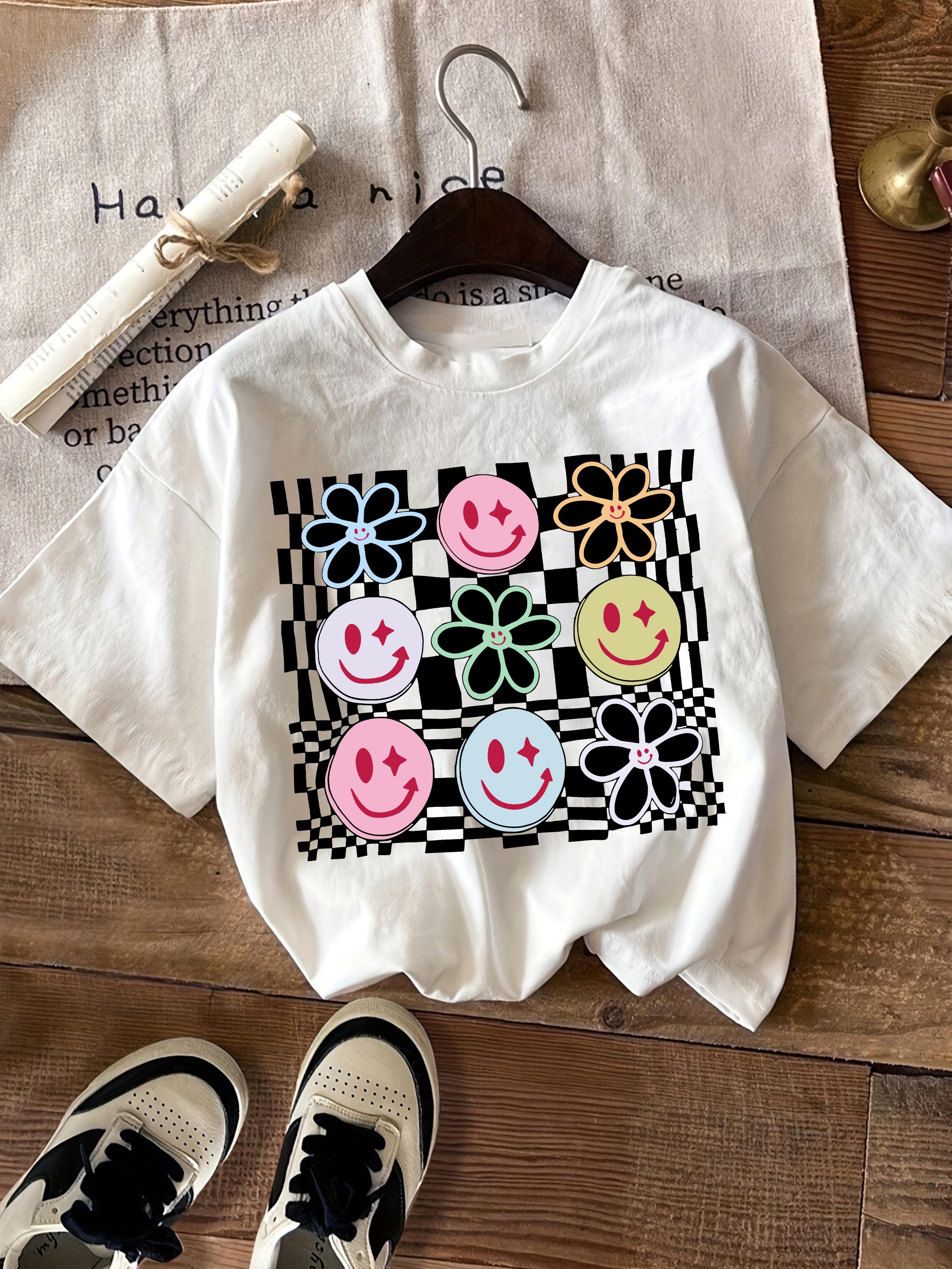 

Футболка с круглым вырезом и короткими рукавами с принтом в виде подмигивающего смайлика, повседневный универсальный стиль, подходит для летней повседневной носки для девочек S