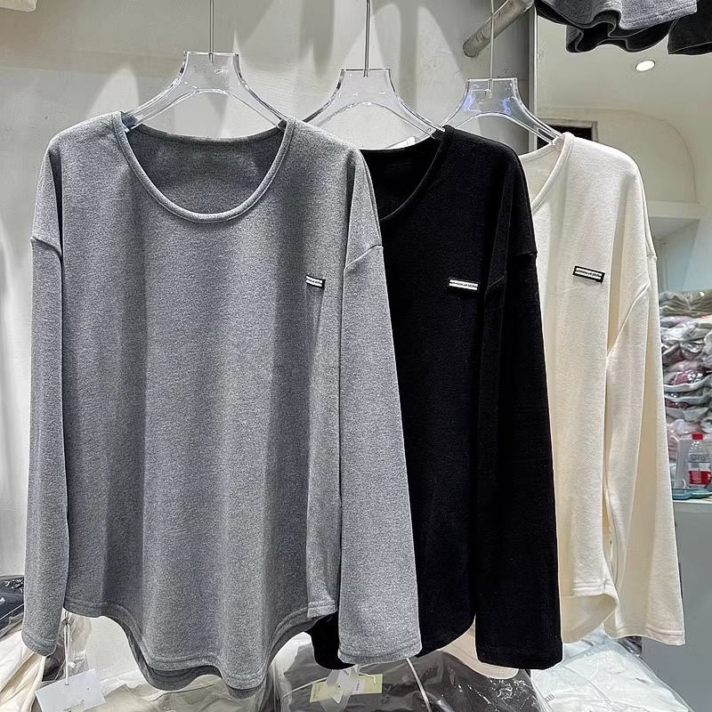 Gebürstetes Verdicktes U-Ausschnitt Langarm T-Shirt für Damen im Herbst und Winter Locker Schlankmachendes Unterhemd Top