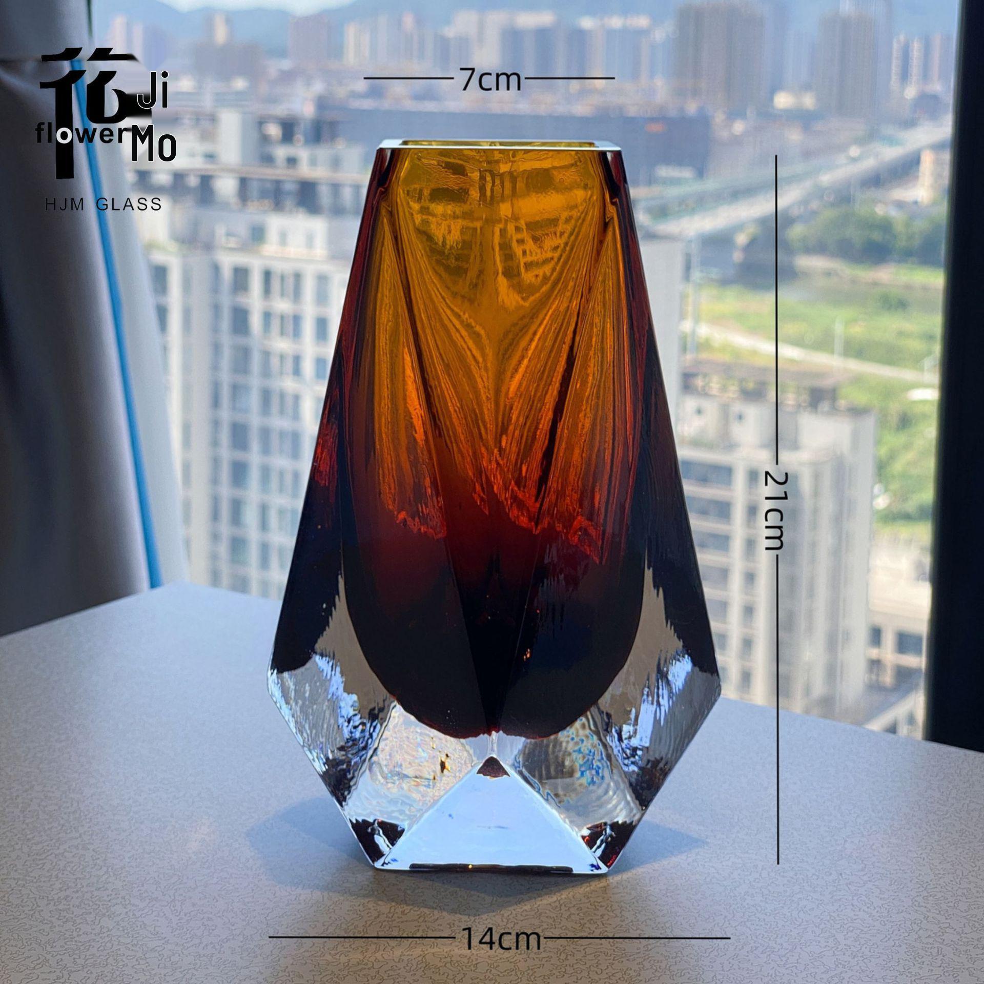 Скандинавская Светлая Роскошная Хрустальная Ваза: Элегантное украшение для виллы, отеля или цветочных композиций в гостиной.