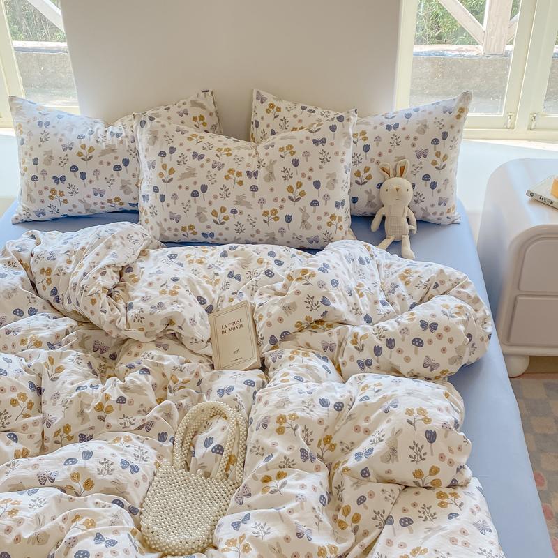 3-piece plant-flower printed bed cover (1* bed cover +2* pillowcase, no filling) Soft, comfortable and breathable bedding