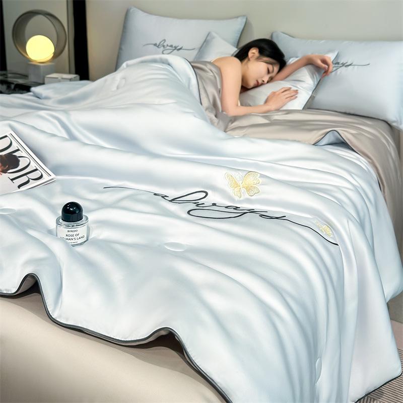 Class A Ice Silk Cooling Summer Quilt 4-Piece Set: Lightweight Embroidered Air Conditioning Quilt