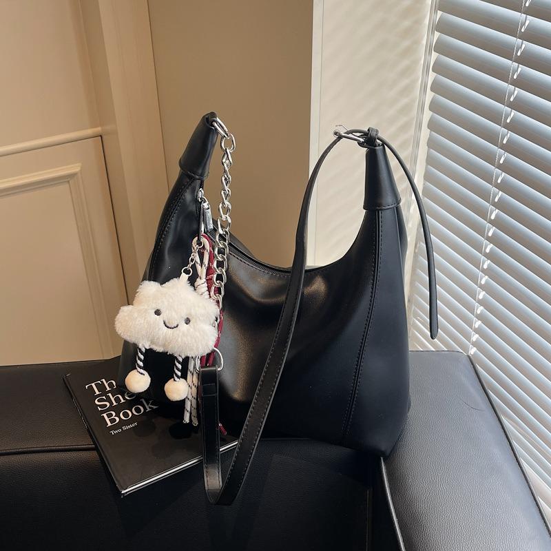 New Fashion Casual Dumpling Bag Spring Commute Large Capacity Shoulder Bag High Sense Messenger Women's Bag