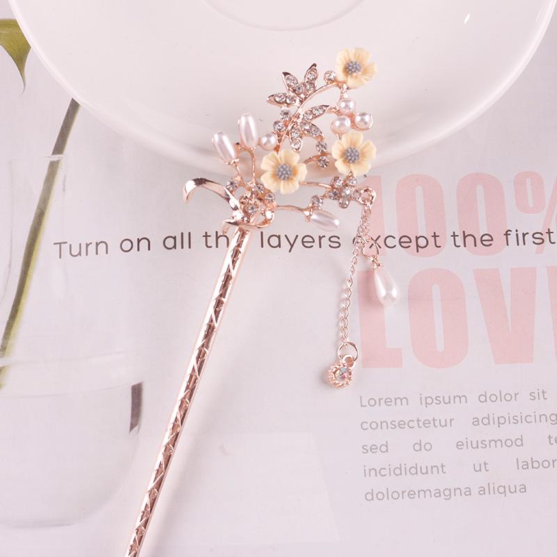 Women's 2026 Spring/Summer Chinese Tassel Alloy Hairpin - Qipao Hair Accessories