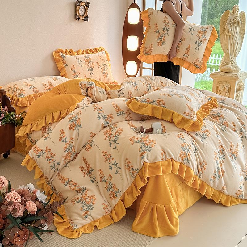 Four-Piece Set Of Thickened Milk Fleece On The Bed, High-Grade Warm Bed Sheet Quilt Cover, Coral Fleece Quilt Cover