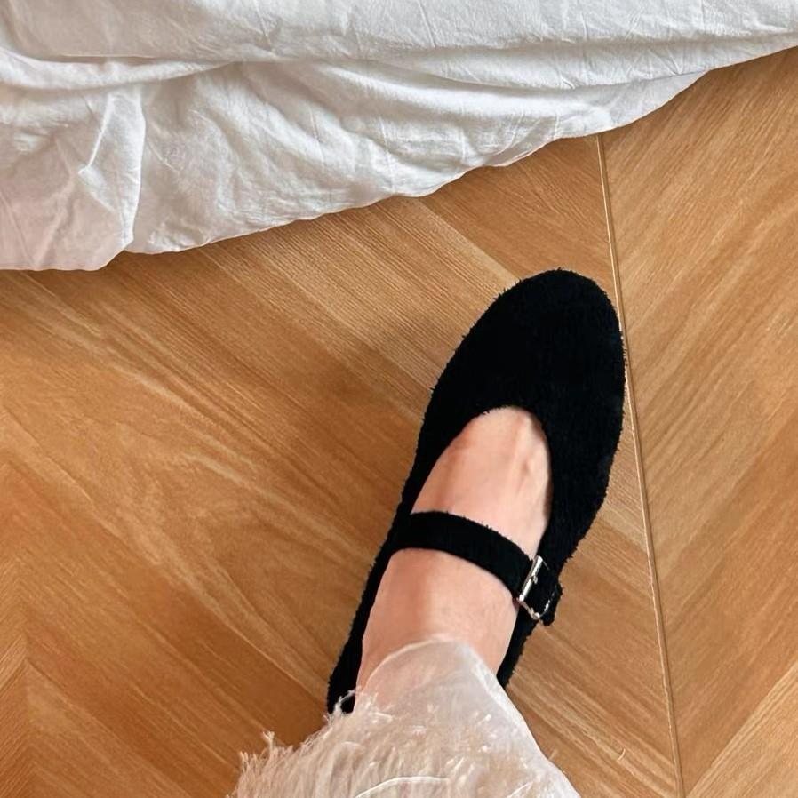 New Niche Design Round Head Soft Surface Pulling Feeling One-word Buckle with Flat Bottom Mary Jane Single Shoes