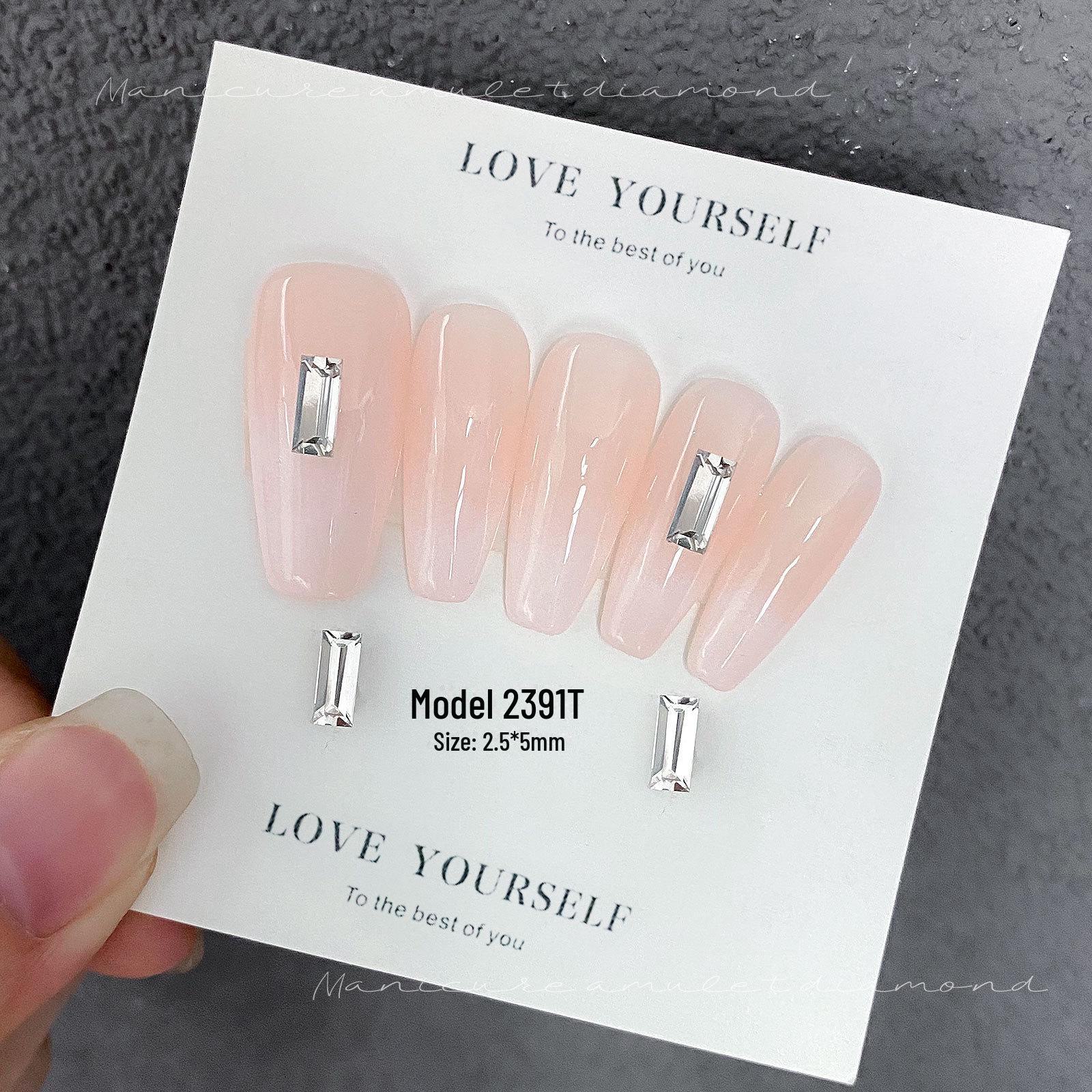 

Украшения для нейл-арта: Прозрачные бриллиантовые акценты в виде сердца, топора, капли воды, бабочки и квадрата