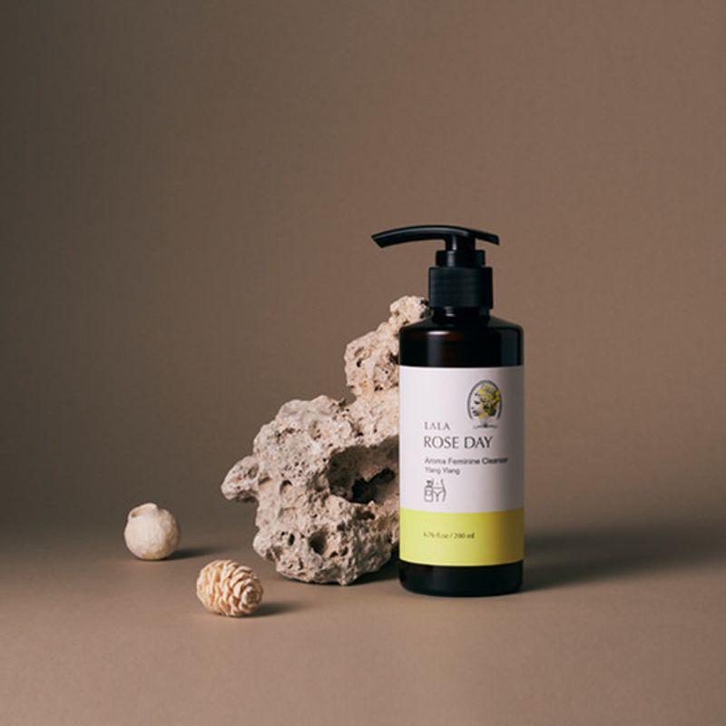 LALA ROSEDAY Натуральное Ароматическое Средство для Женской Гигиены Иланг-Иланг 200 мл 200ml