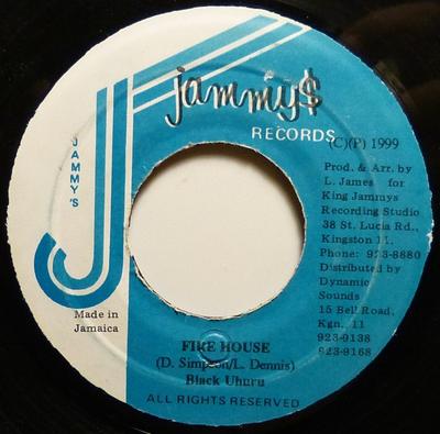 Disco de 7 polegadas BLACK UHURU - Fire House NENHUM Jammy's Records 1999 Jamaica Reggae, Ska & Dub Usado