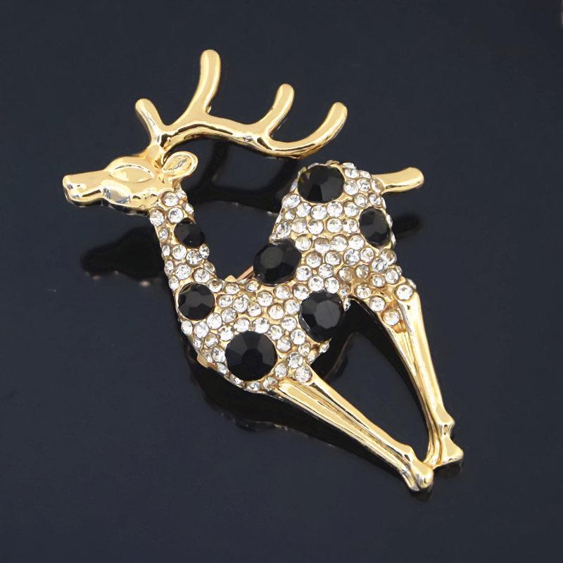 Gold Alloy Sika Deer Brooch with Rhinestone Inlay – Cute Lapel Pin Ornament