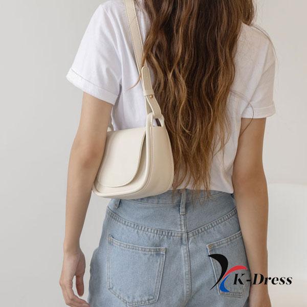 Jednoduchá mini kabelka přes rameno s půlměsícem (2 barvy)