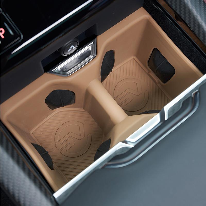 For Land Rover Range Rover Sport L461 2024 2025 Silicone cup storage box for car central control cup holder