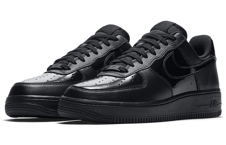Women's Sneakers Nike Wmns Air Force 1 Low '07 'Triple Black'