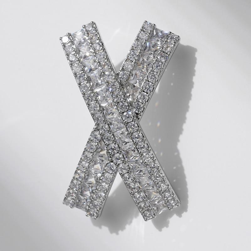 Bo Xin Yun Elegant Zirconia Cross Brooch - Japanese and Korean Style Coat Pin