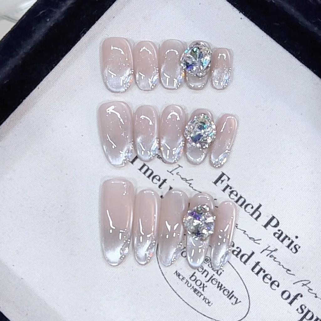 Pure Handcrafted New Moonstone Zircon Big Diamond White Cat Eye Temperament White Nail Patch