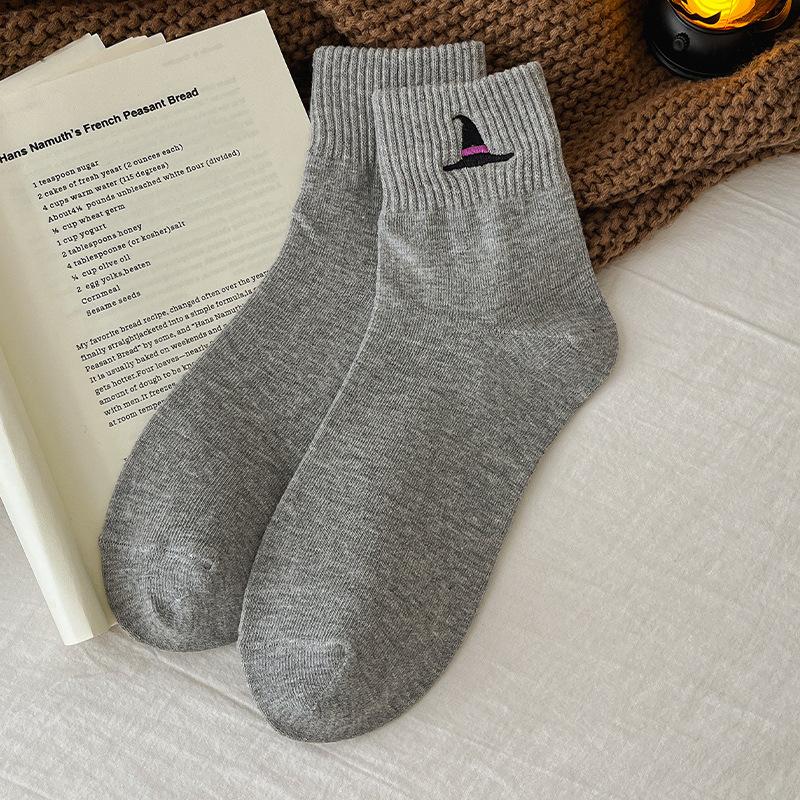 Halloween-Socken: Verdickte Mid-Calf-Socken für Männer und Frauen, Cartoon, Lustig, Personalisiert, Warme Paarsocken, Einfarbige Baumwollsocken