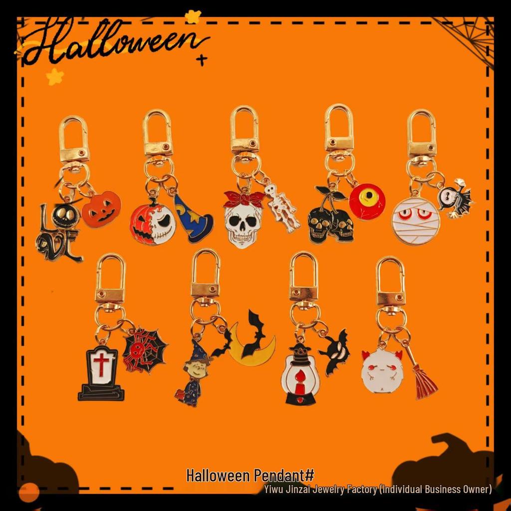 Halloween Skull & Pumpkin Metal Keychain Pendant - Devilish Charm Gift