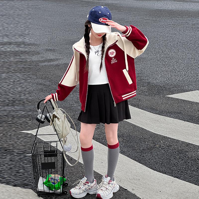 

Модная корейская бейсбольная куртка для девочек 2025 года, универсальная весенне-осенняя мода. 150 cm красный