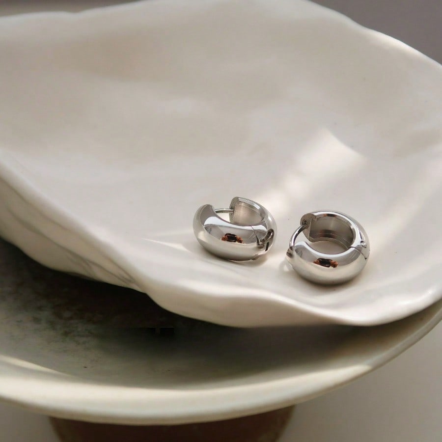 Simple Ear Buckle Earrings Stylish Commuter Versatile Women Hoop Earrings