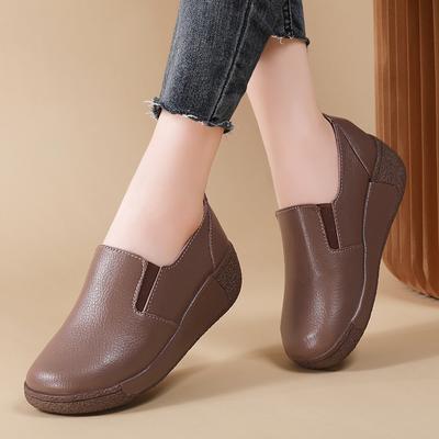 Women Platform Loafers Black Casual Leather Shoes Lady Thick Sole Height Increase Shake Shoes