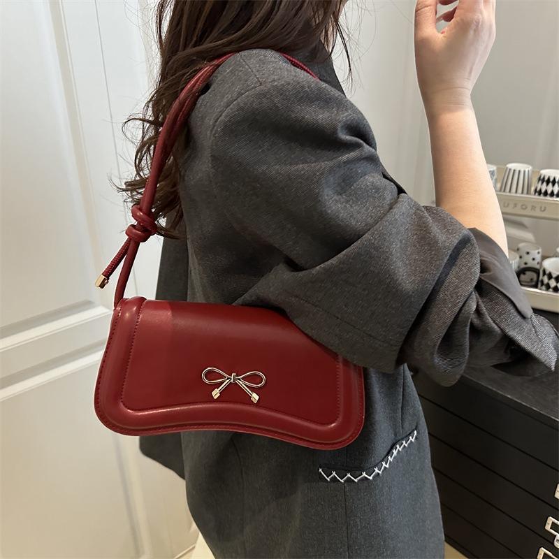 Summer New Popular Casual Bow Beautiful and Versatile Fashion Portable Shoulder Underarm Messenger Bag