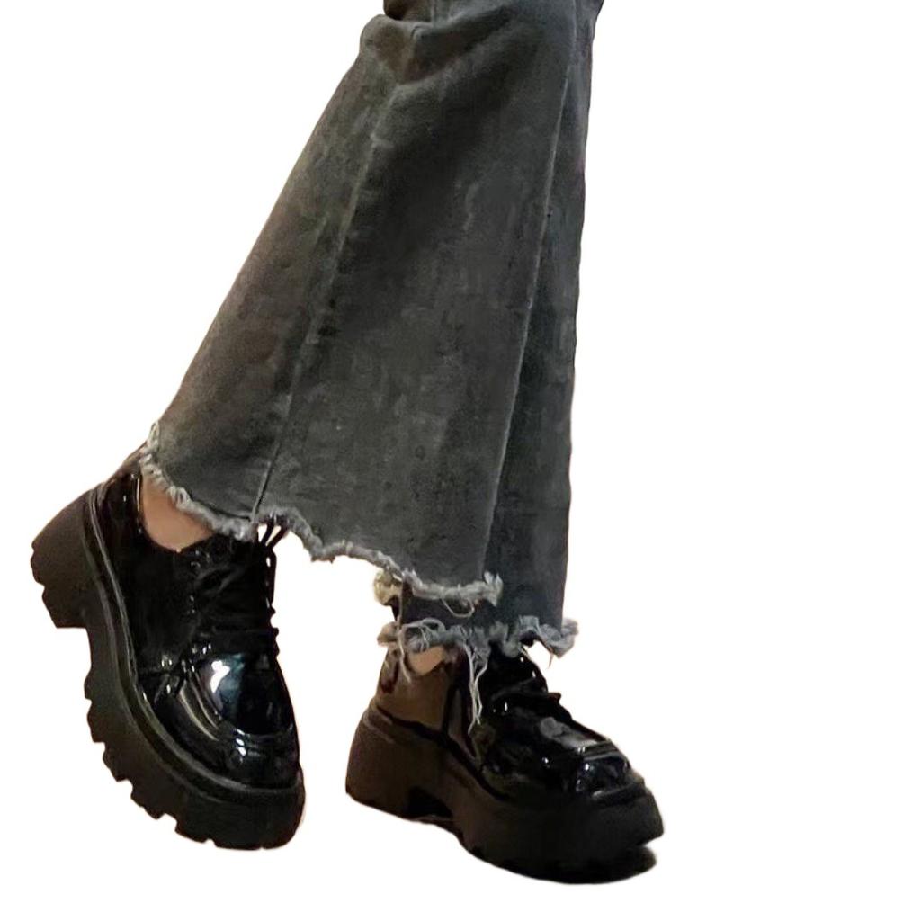 Tjock klack tjock sula svart snörning brittisk stil retro små läderskor dam koreansk version enskilda skor 2025 höst ny trend