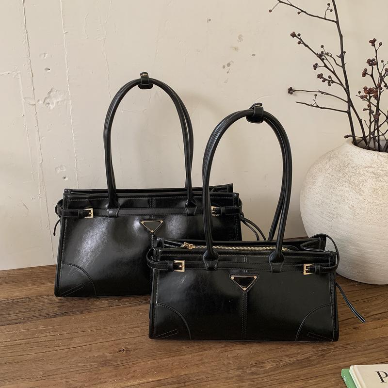 Leisure Retro Style Handbag - High-Quality, Premium Single Shoulder Crossbody Bag