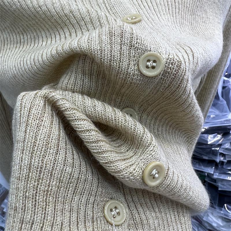 2024 Women's Lightweight Wool Knit Cardigan: Soft, Long Sleeve Sun Protection for Spring/Summer