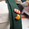 1PC Persönlichkeit Kreative Nette Mini Toast Brot Dessert Harz Brosche Kinder Kleidung Schuhe Tasche Rucksack DIY Decor Zubehör