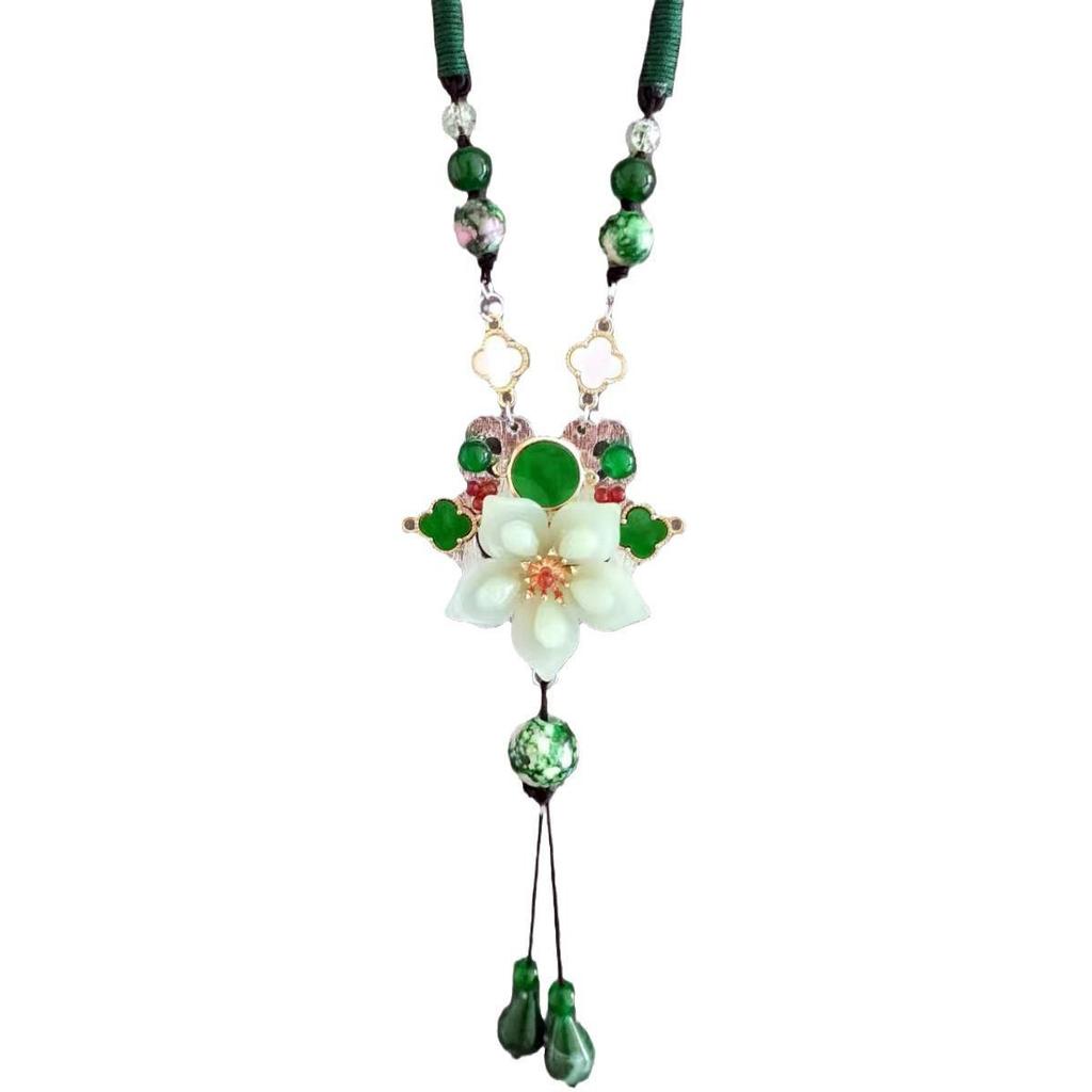 Retro Yaochi Qinglian Sweater Chain: High-End Women's Necklace with Autumn/Winter Pendant