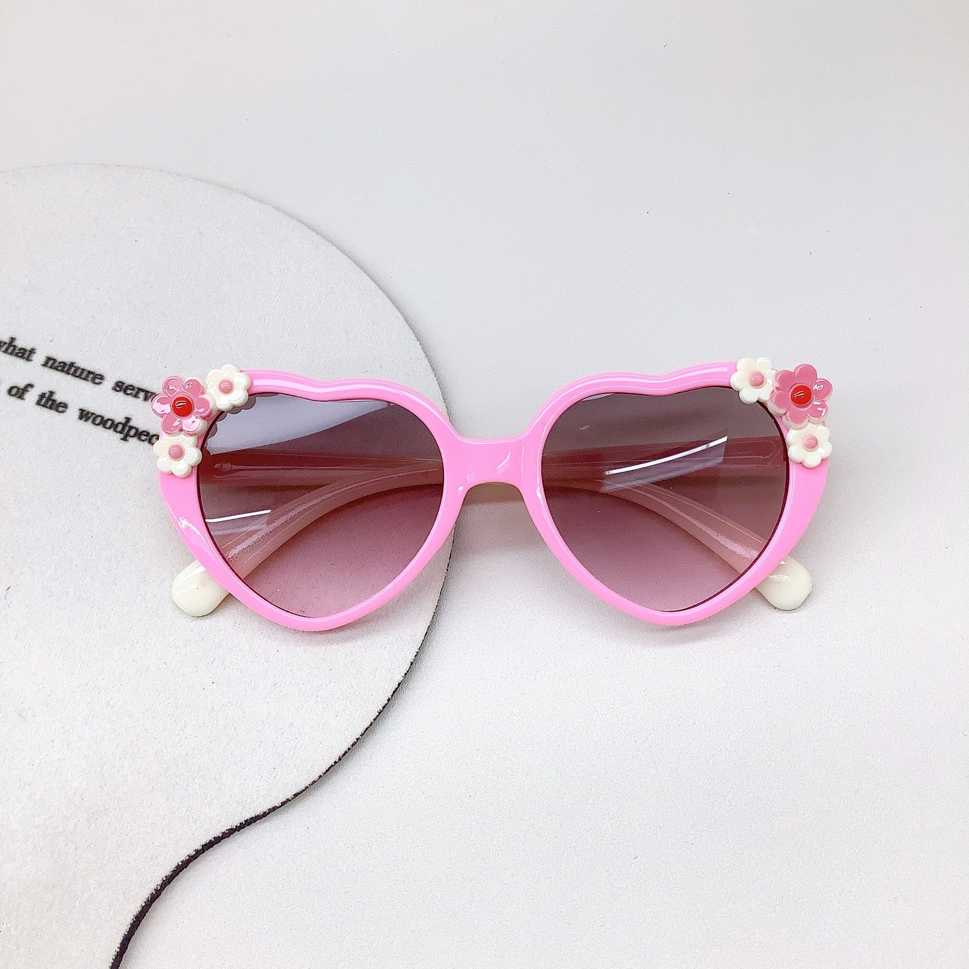 

Солнцезащитные очки Love Flower для детей, солнцезащитные очки для путешествий, защита от ультрафиолета, милые детские солнцезащитные очки с рисунком, модные очки