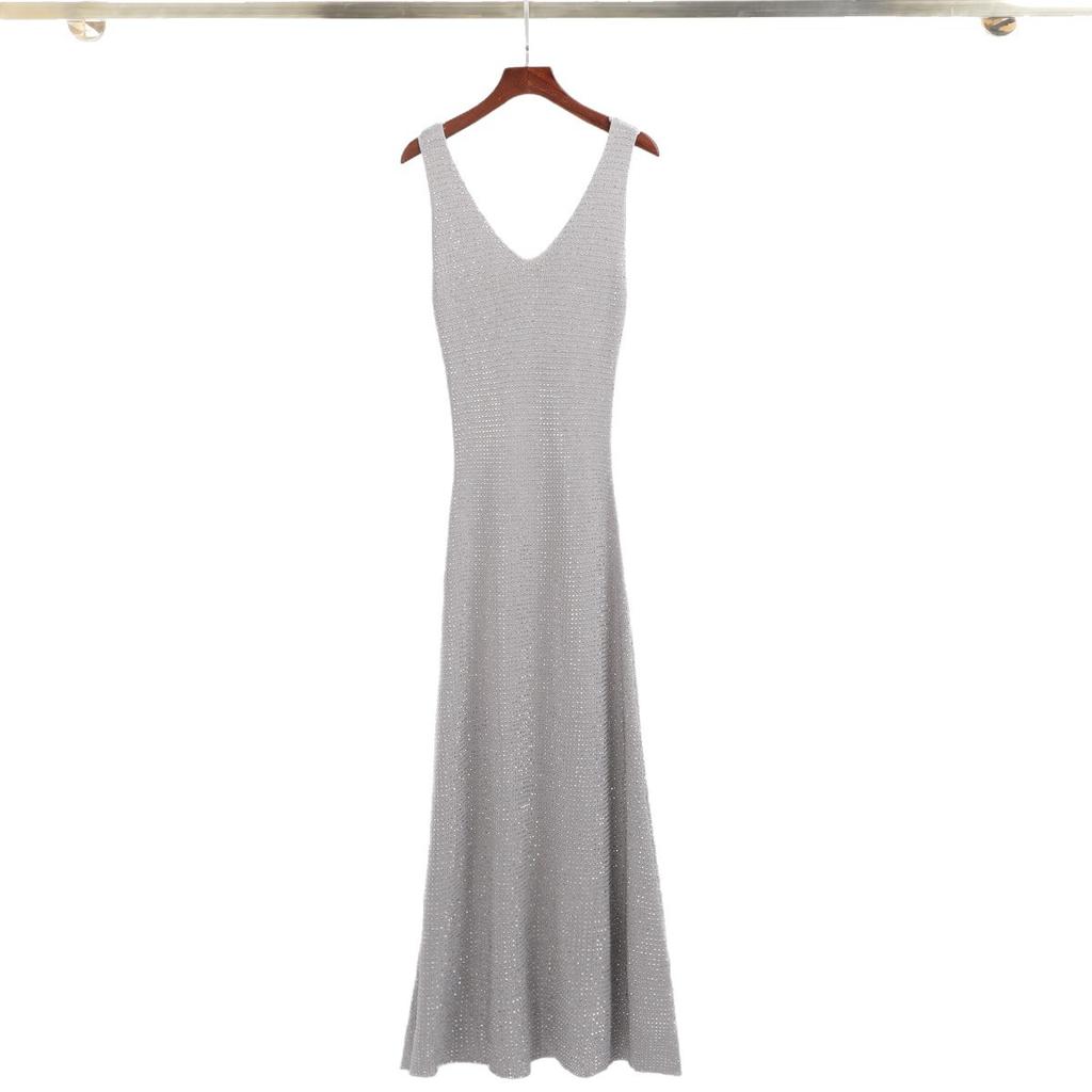 High-quality New Sleeveless V-neck Knit Rhinestone Dress for Summer, Versatile Slimming Dress