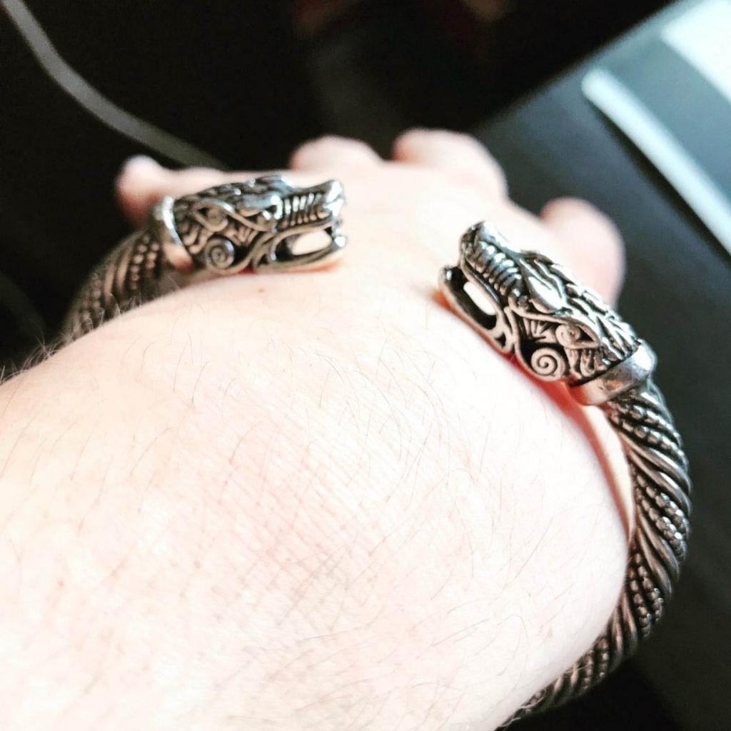 Vintage Silver Teen Wolf Bracelet Indian Jewelry Viking Bracelet Men's Wristband Cuff Bracelet Men Women's Fashion Accessori