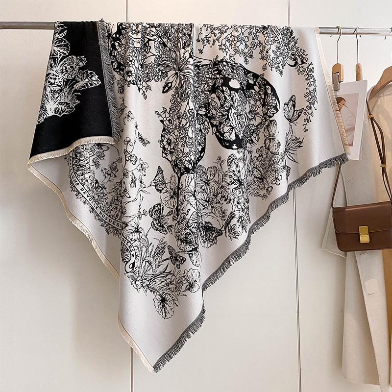 Retro Printed Butterfly Large Square Scarf Scarf Women'S High-End Gift Fashionable Versatile Outer Decoration Shawl Autumn