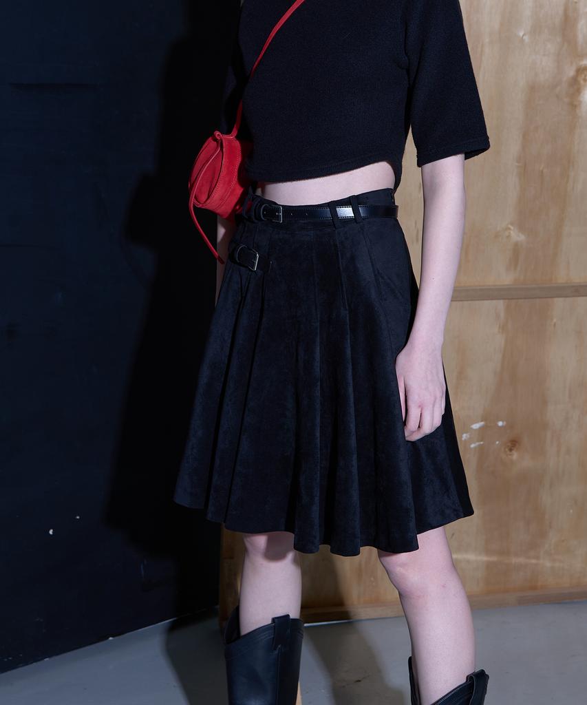 320 Showroom Suede Buckle Pleats Midi Skirt Black