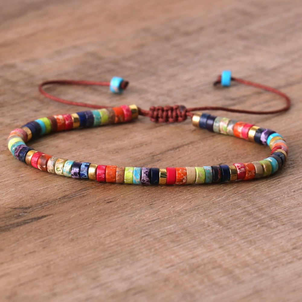 

Браслет из розового кварца и красной сосны с плетеным шнуром и разделительной бусиной - Регулируемый шнур Женский подарок