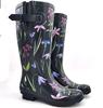 Marineblaue Damen-High-Top-Regenstiefel aus Gummi mit Blumenmuster