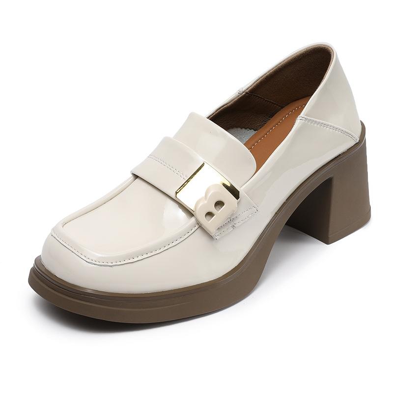 

2025 spring new patent leather thick heel single shoes women s square head one pedal leather loafers British style small leather shoes 40 слоновая кость