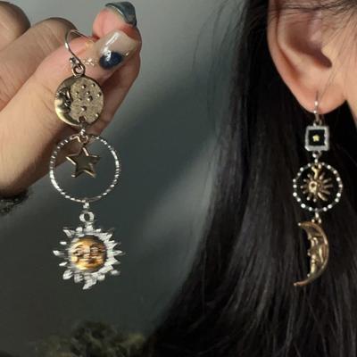 Vintage Sunflower Dangle Earrings Asymmetrical Star Sun Moon Drop Earrings Accessories Fashionable Earwear for Ladies