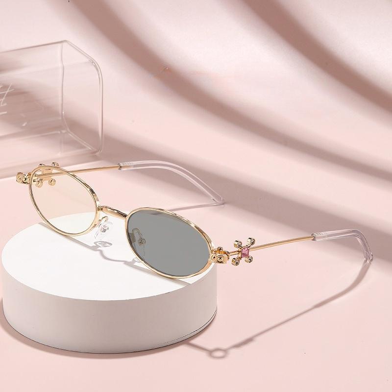 New Trendy Oval Frame Diamond Photochromic Myopia Glasses Fashion Anti Blue Light High-definition Ultra Light Near Sight Glasses
