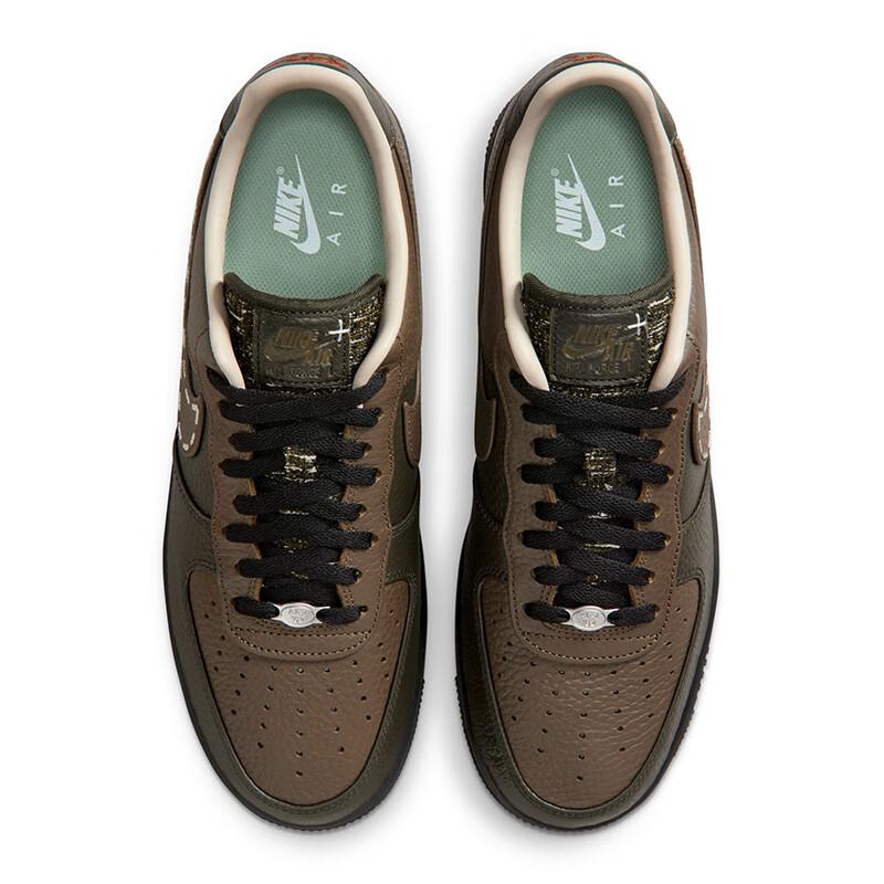 Nike Men's Air Force 1 Low Top Sneakers