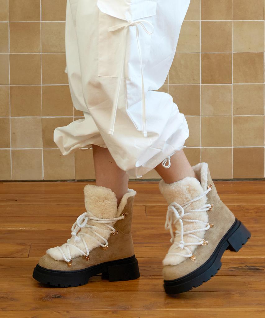 Cesti Urban Cozy Fur Worker Boots (Beige)
