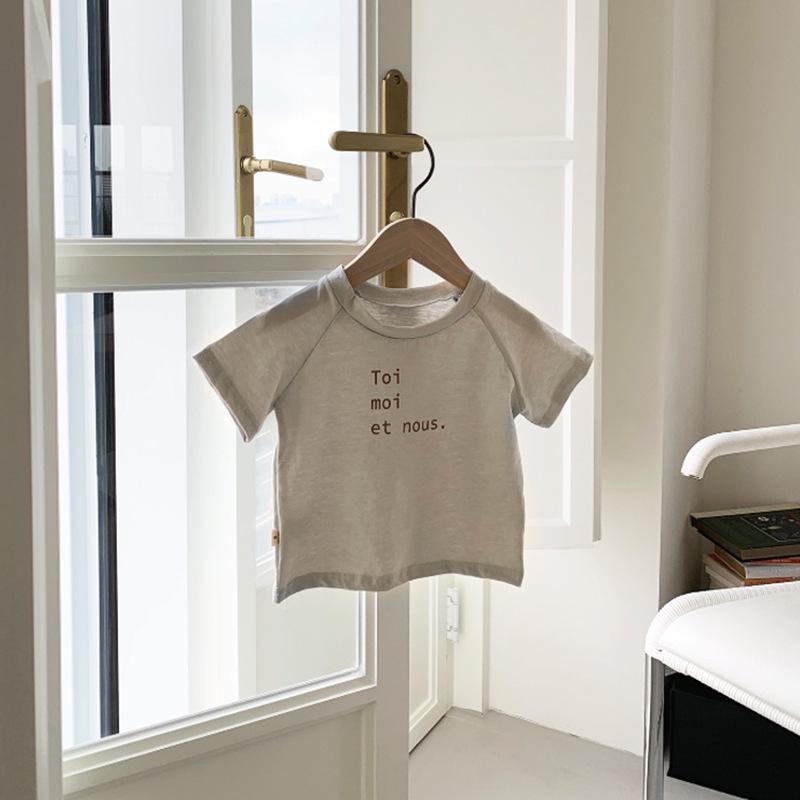 

Clearance: Kids Korean Style Summer Letter Print T-shirt, Versatile Lightweight Short-Sleeved Top for Boys and Girls 73 cm абрикосовый/серый