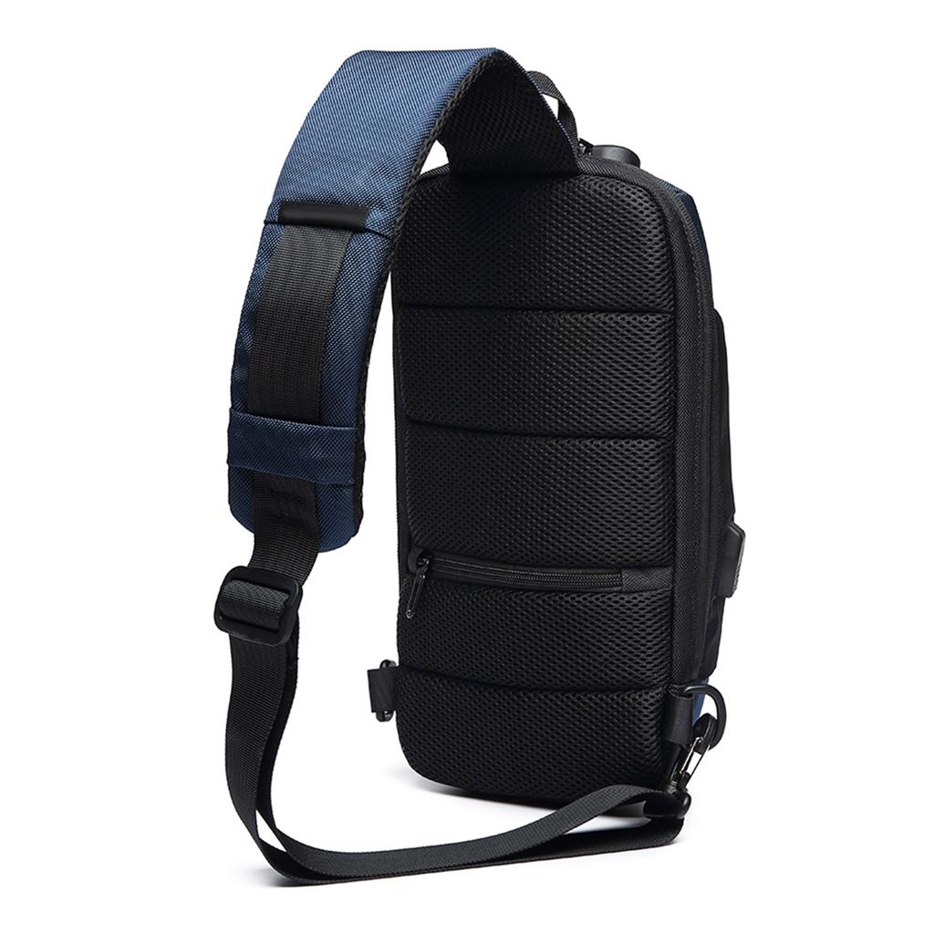 Anti Theft Sling Bag Travel Crossbody Sling Ryggsekk Brystvesker med USB-ladeport Dagsekk